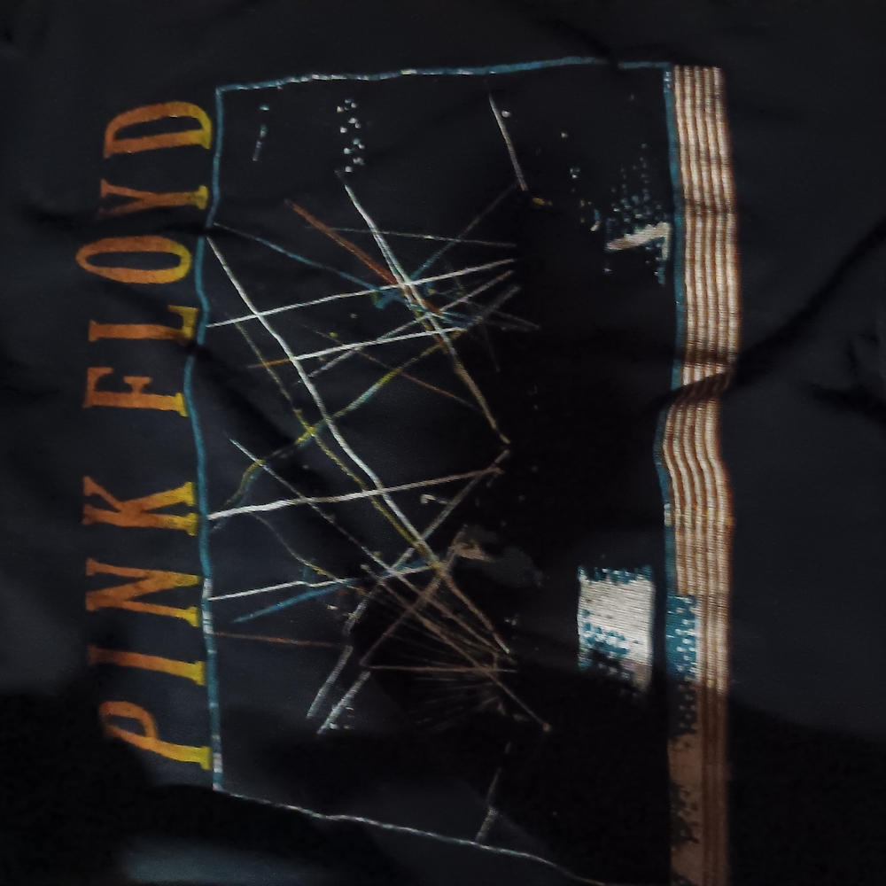 Pink Floyd Graphic Tee - Black